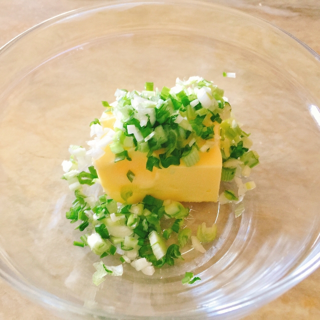 Grilled Garlic Shrimp with Scallion Butter 011 (640x640)