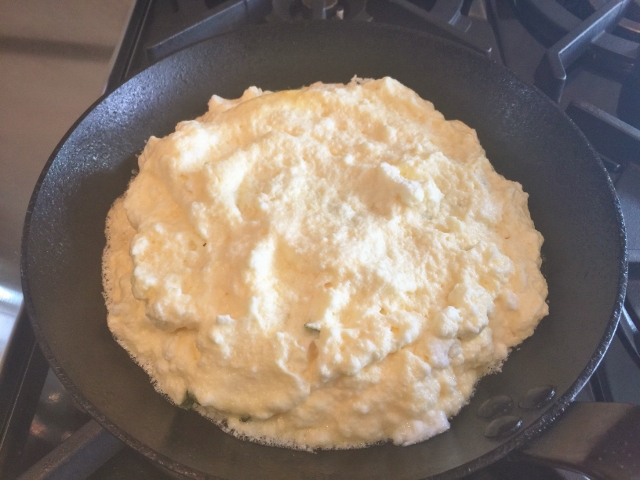 Souffle Omelette with Feta & Basil 037 (640x480)