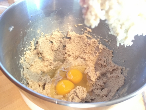 Double Chocolate Zucchini Loaves 033 (560x420)