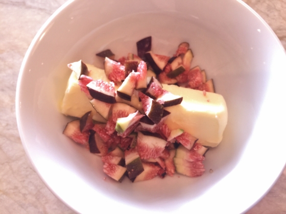 Grilled Artichoke with Toasted Garlic & Fig Butter 036 (560x420)