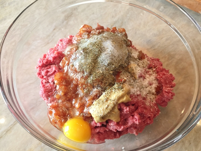 bacon-wrapped-meatloaf-023-650x488