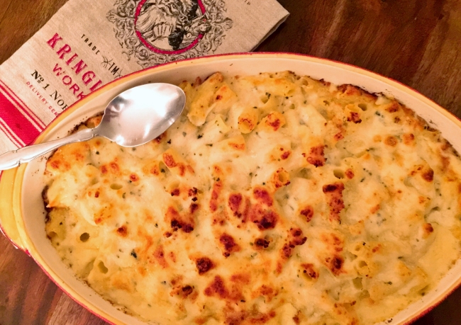 holiday-mac-and-cheese-040-650x459